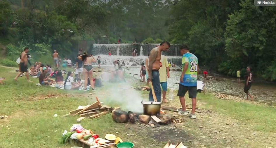 Paseos de olla bajo la lupa: Alerta máxima por crecientes súbitas en los ríos de Antioquia durante el puente festivo